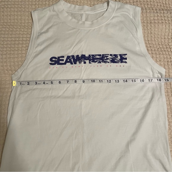 Lululemon Seawheeze Muscle Tank - Picture 8 of 9